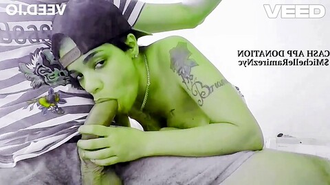 Divertimento tra ragazze a tema She Hulk con Minah Khali dipinta di verde e un rapporto orale